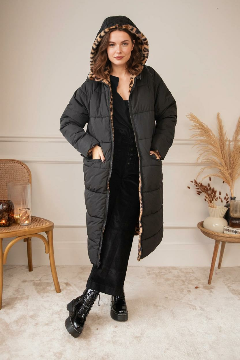 The Reversible Wild Black - Jaka