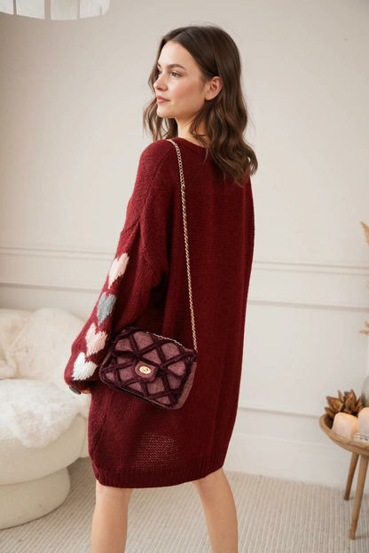 Sirds uz Piedurknes – Džemperkleita